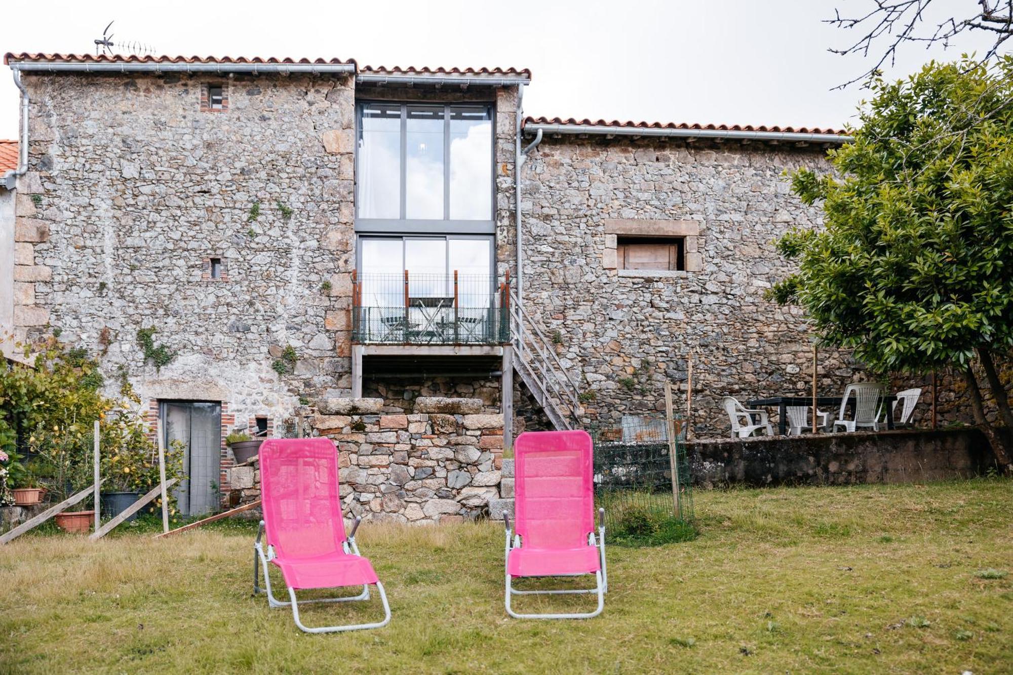 Le Logis Du Prieure Vila Les Châtelliers-Châteaumur Exterior foto